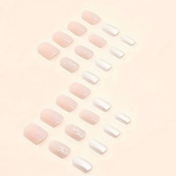 Pinkish Clear Press On Nails 24pcs - Picture 5 of 7